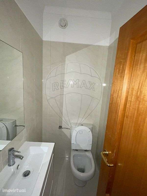 Apartamento T4 para arrendamento - Grande imagem: 2/14