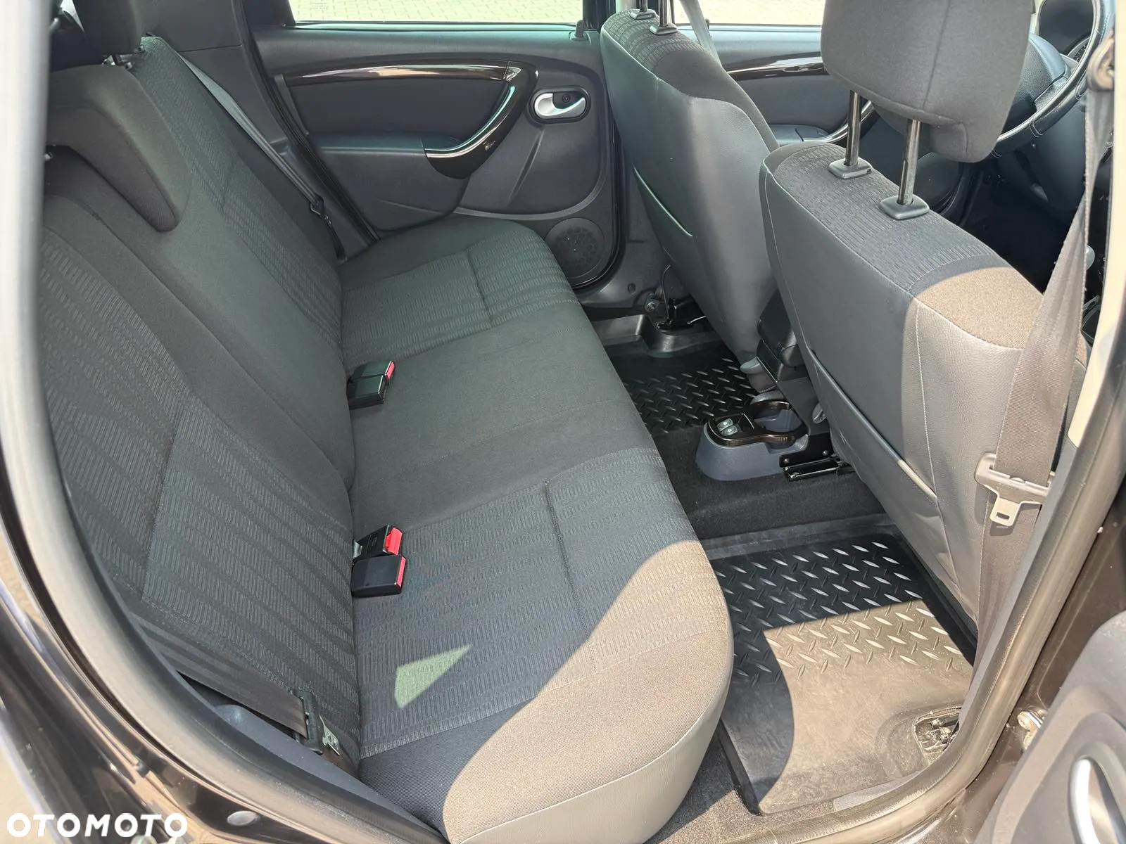 Dacia Duster 1.5 dCi Laureate - 17