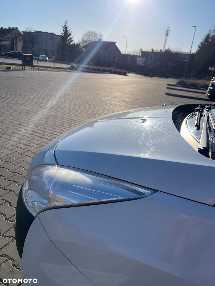 Peugeot 3008 HDi FAP 110 EGS6 Tendance - 4