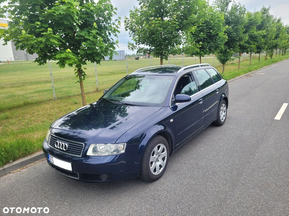 Audi A4 Avant - 1