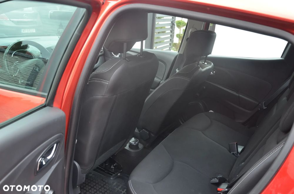 Renault Clio - 6