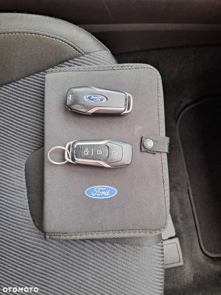 Ford Mondeo 1.5 TDCi ECOnetic Start-Stopp Titanium - 13