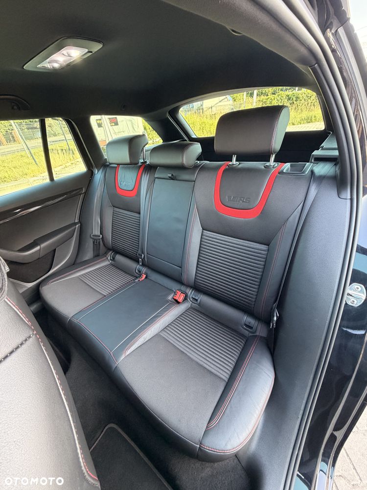 Skoda Octavia 2.0 TSI RS DSG - 11
