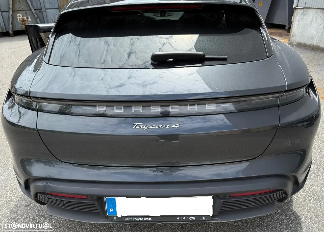 Porsche Taycan Cross Turismo 4 - 13