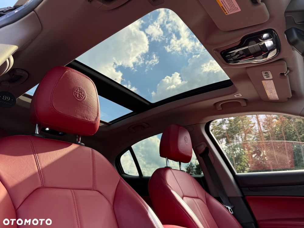 Alfa Romeo Stelvio - 18