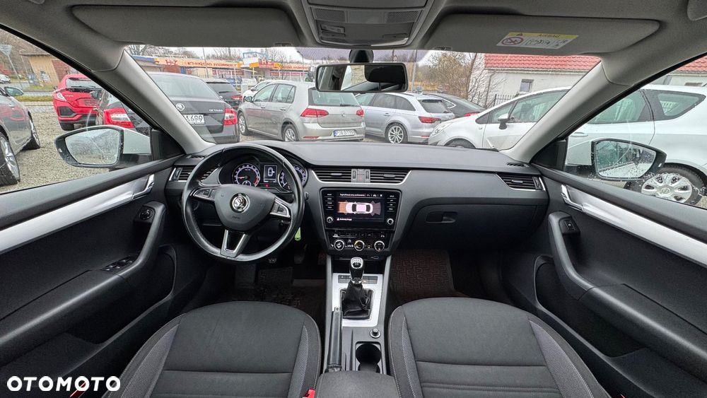 Skoda Octavia 1.6 TDI Style - 9