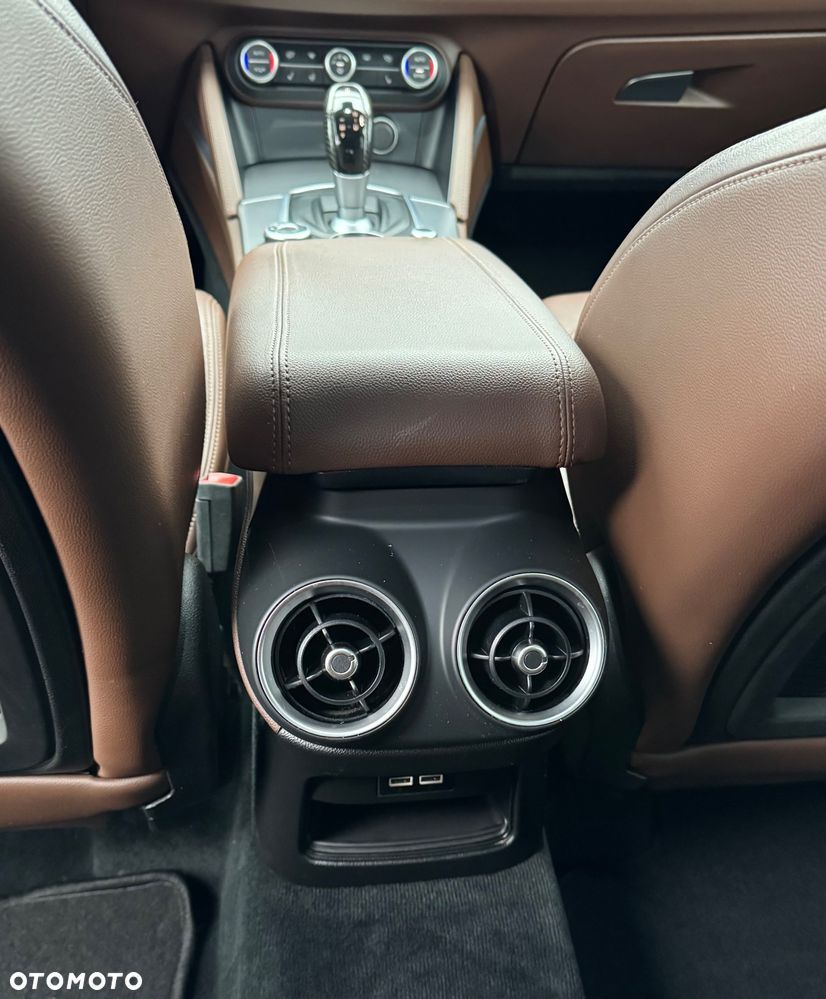 Alfa Romeo Stelvio 2.2 JTDM Executive Q4 - 18