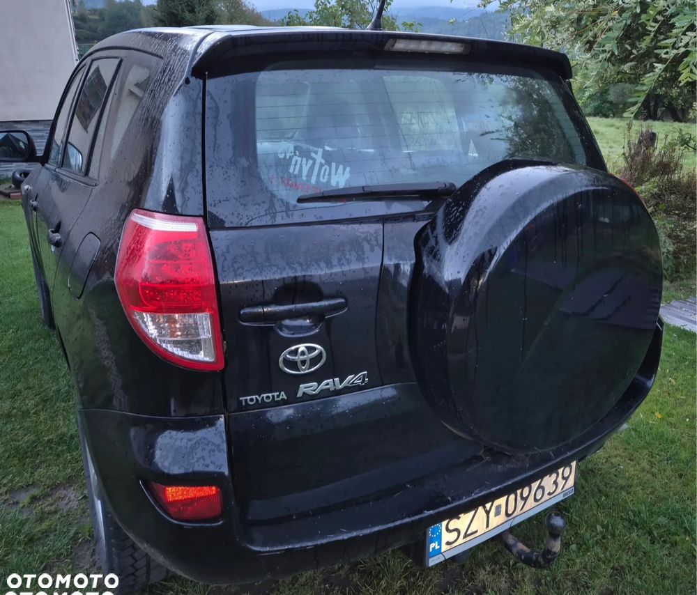 Toyota RAV4 - 5