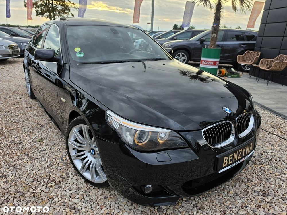 BMW Seria 5 550i - 4