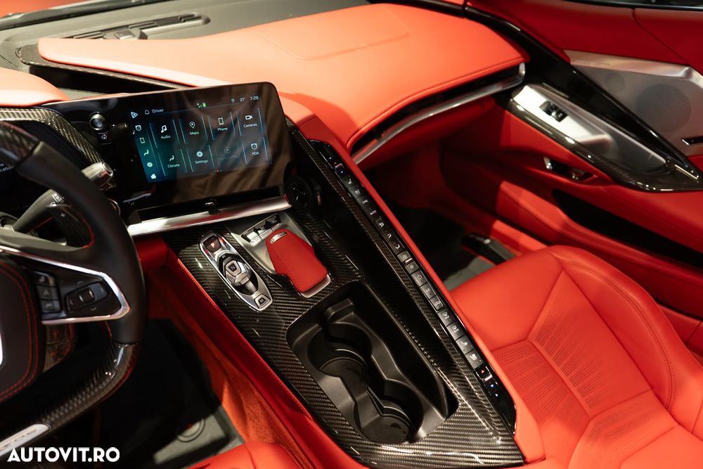 Chevrolet Corvette - 32