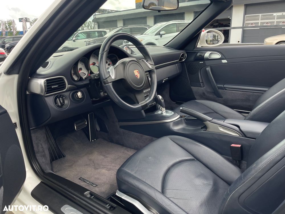 Porsche 911 Carrera S PDK - 13