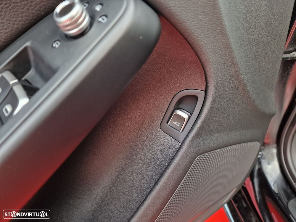 Audi A4 2.0 TDI multitronic Business Line S-line - 9