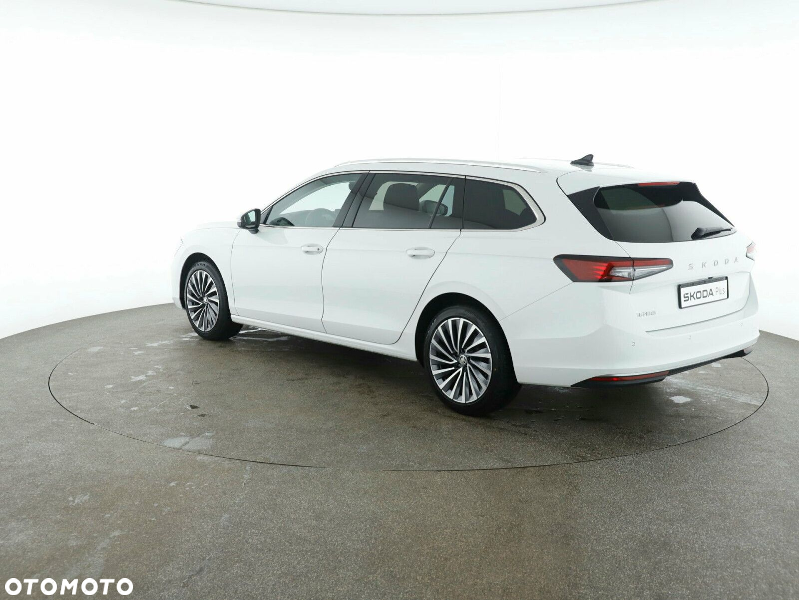Skoda Superb 1.5 TSI L&K DSG - 7