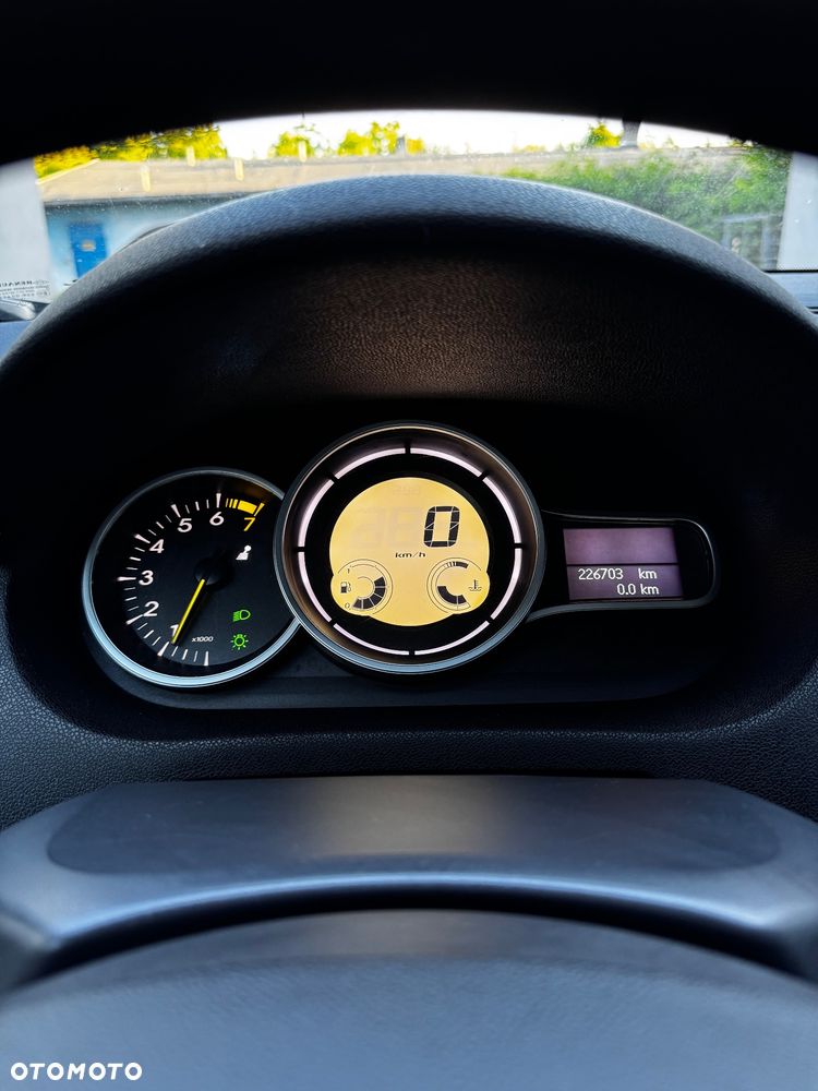 Renault Megane 1.6 16V 110 Expression - 7