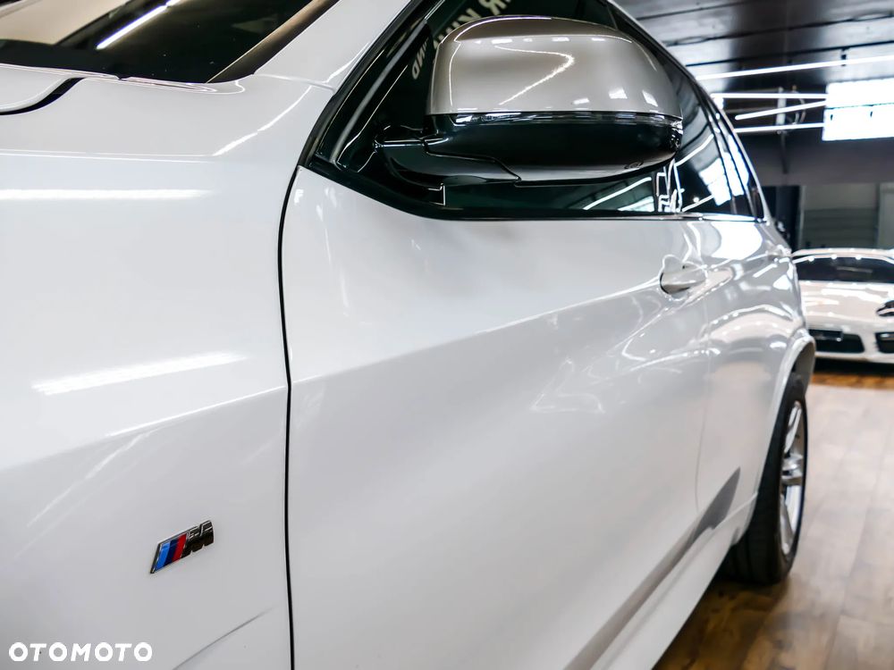 BMW X5 M M50d Sport-Aut - 28