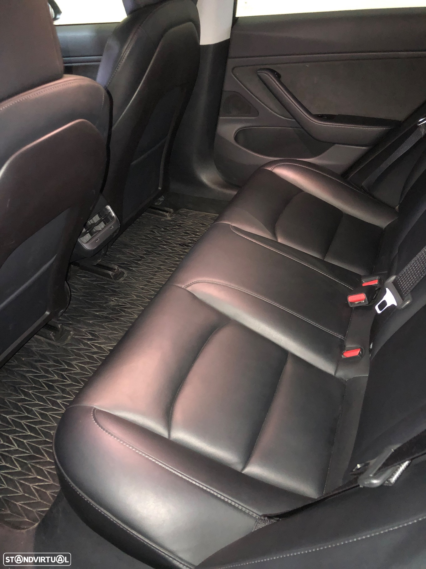 Tesla Model 3 Standard Range Plus RWD - 12