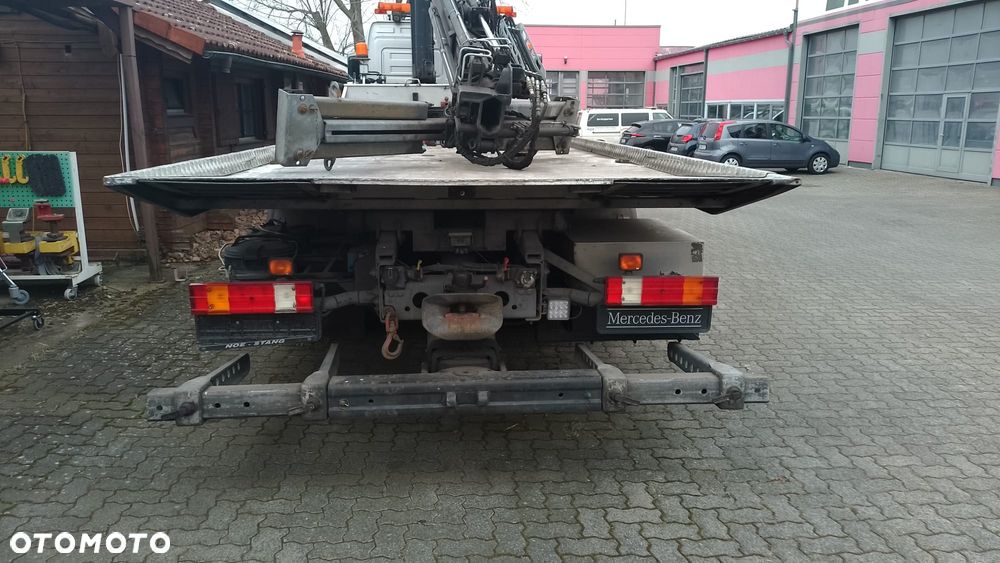 Mercedes-Benz 18 225 - 8