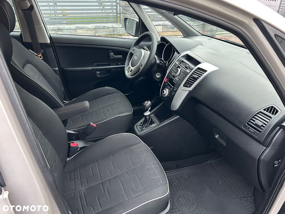 Kia Venga 1.4 L - 9