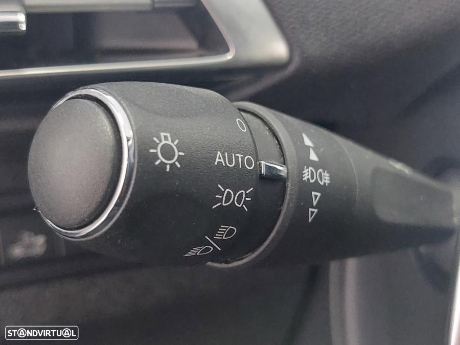 Peugeot 5008 1.5 BlueHDi GT Line EAT8 - 23