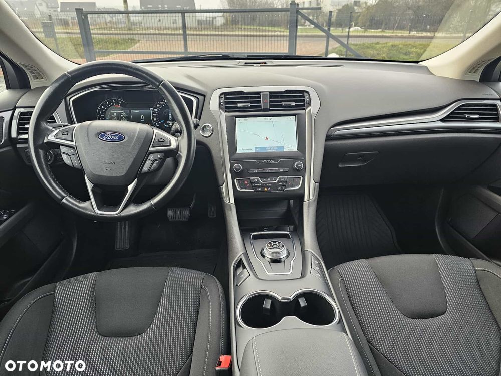 Ford Mondeo 2.0 EcoBlue Titanium - 13