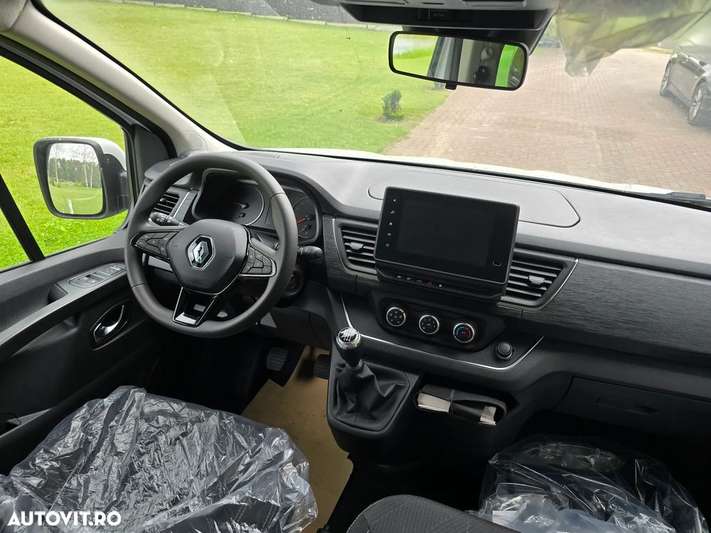 Renault Trafic - 24