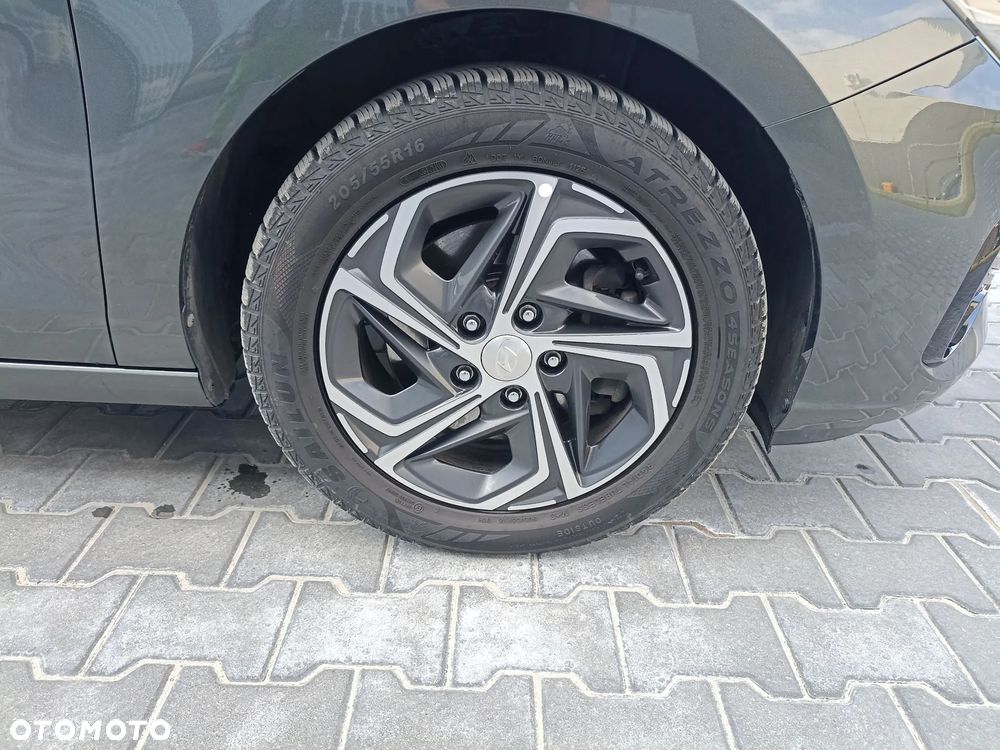 Hyundai i30 1.5 T-GDI 48V Comfort DCT - 38