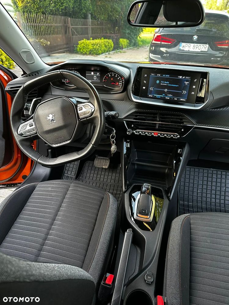 Peugeot 2008 1.2 PureTech Allure Pack S&S EAT8 - 9