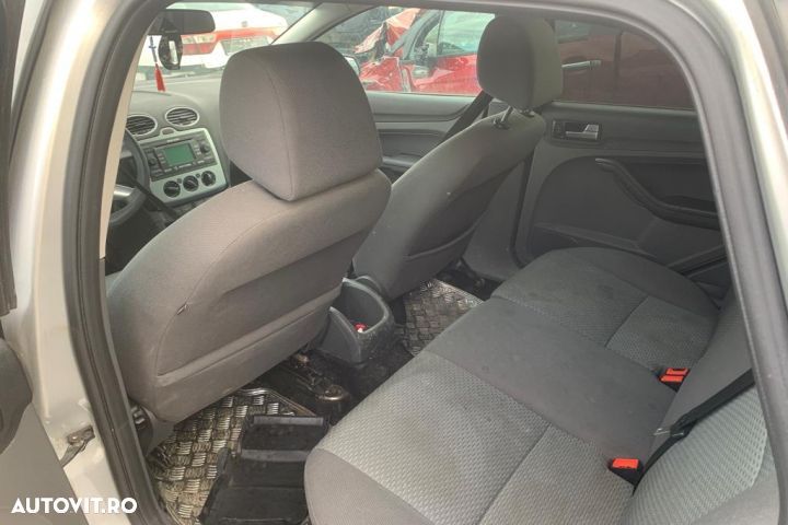 Far dreapta 4M51 13W029 AE Ford Focus 2 [2004 - 2008] wagon 5-usi 1.6 - 12