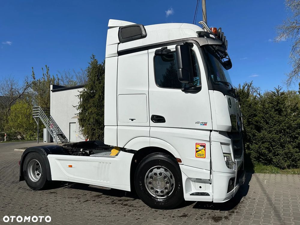 Mercedes-Benz 1845 ADR - 2