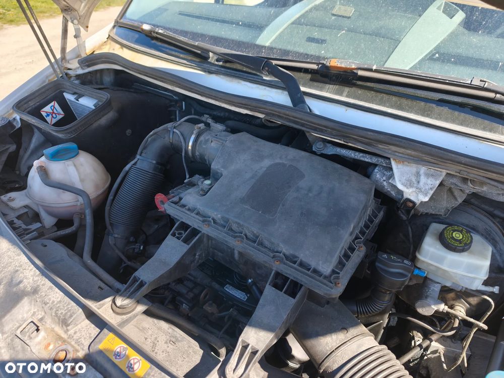 Mercedes-Benz Sprinter - 26