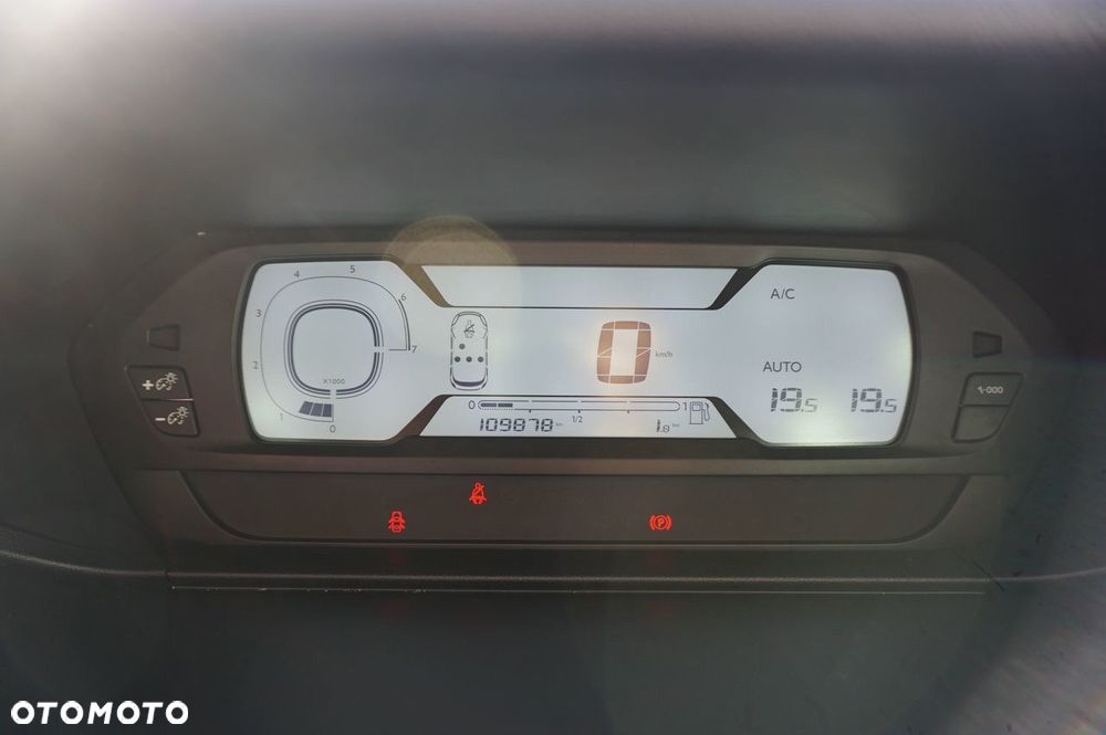 Citroën C4 Picasso - 29