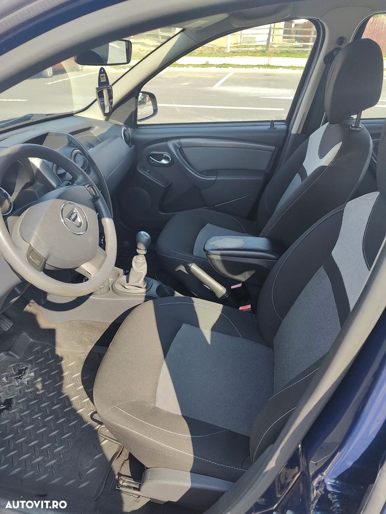 Dacia Duster 1.5 dCi 4WD Comfort - 11