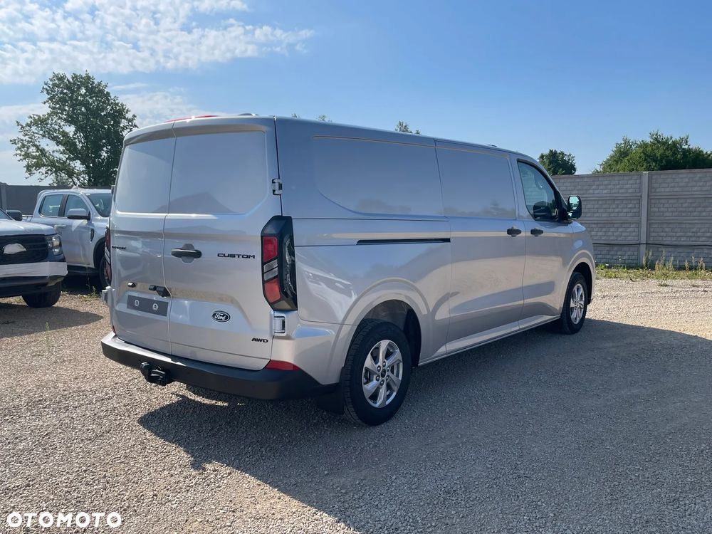 Ford Transit Custom - 8