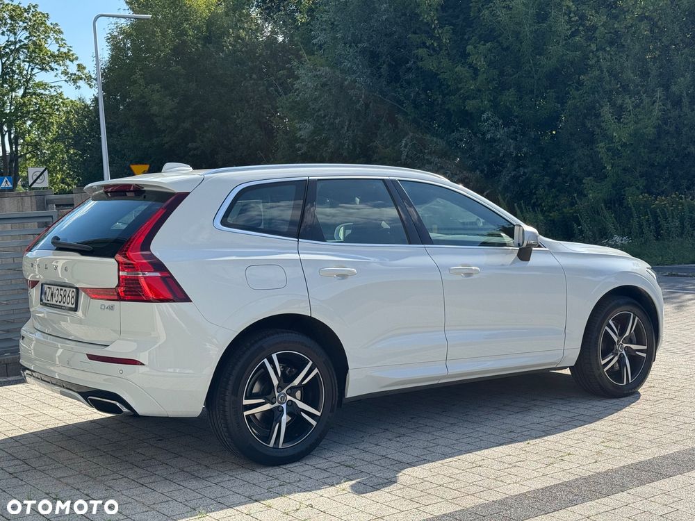 Volvo XC 60 D4 R-Design - 6