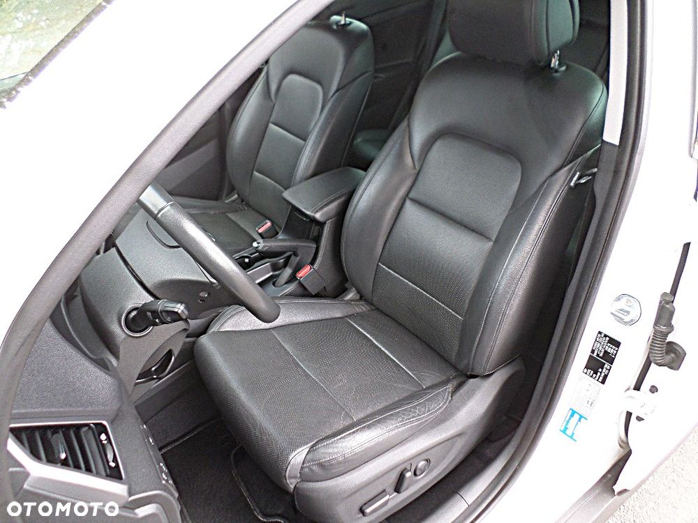 Hyundai Tucson 1.6 GDI BlueDrive Style 2WD - 9