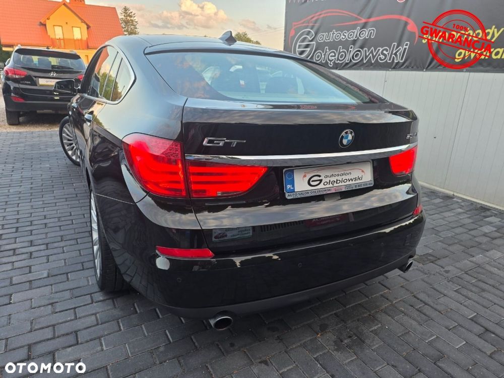 BMW 5GT - 12