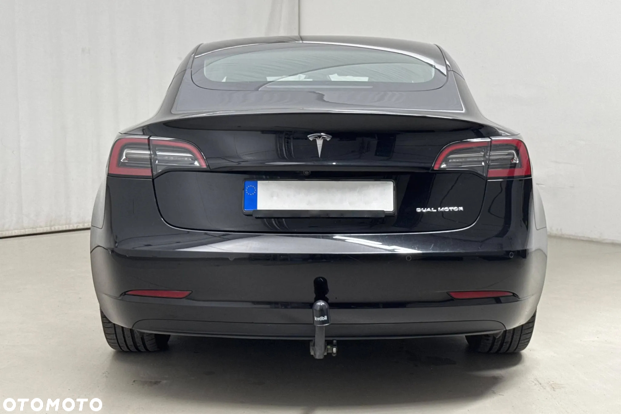 Tesla Model 3 Long Range AWD - 5