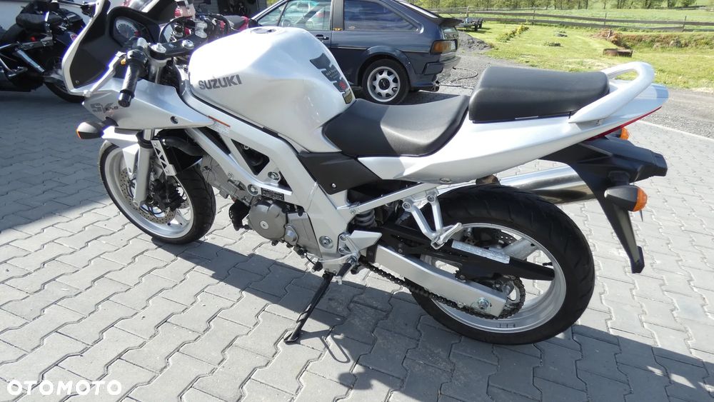 Suzuki SV - 7