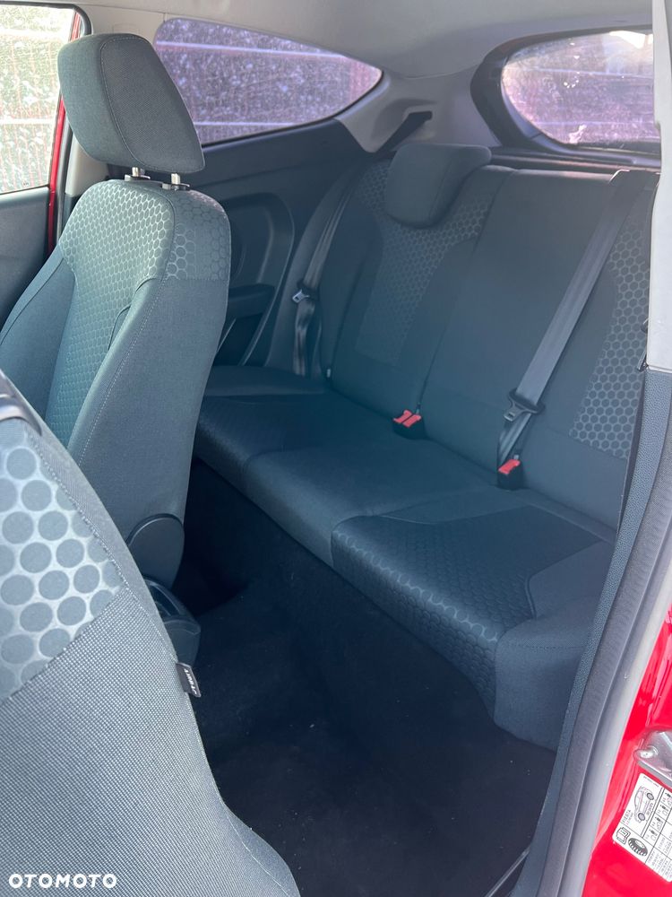 Ford Fiesta - 9