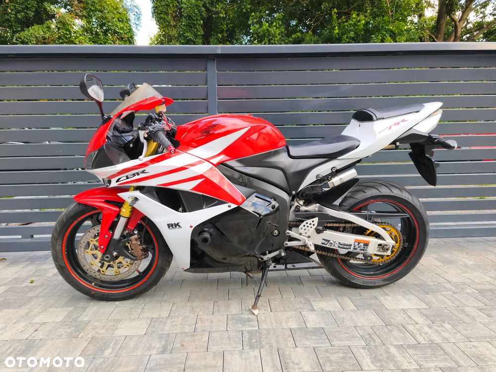 Honda CBR - 16