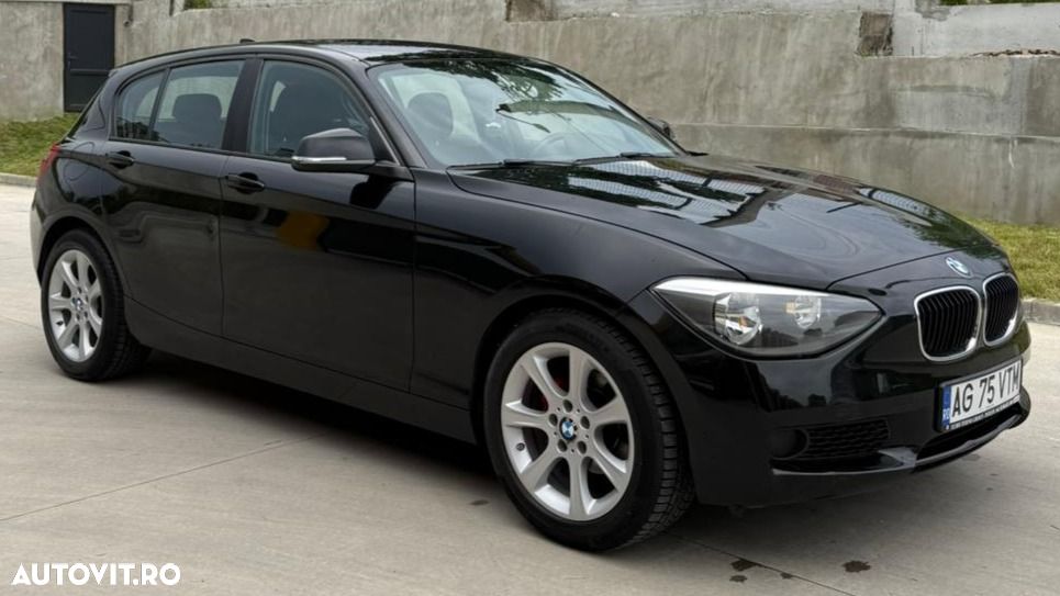 BMW Seria 1 114i Sport Line - 3