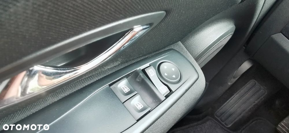 Renault Megane - 9