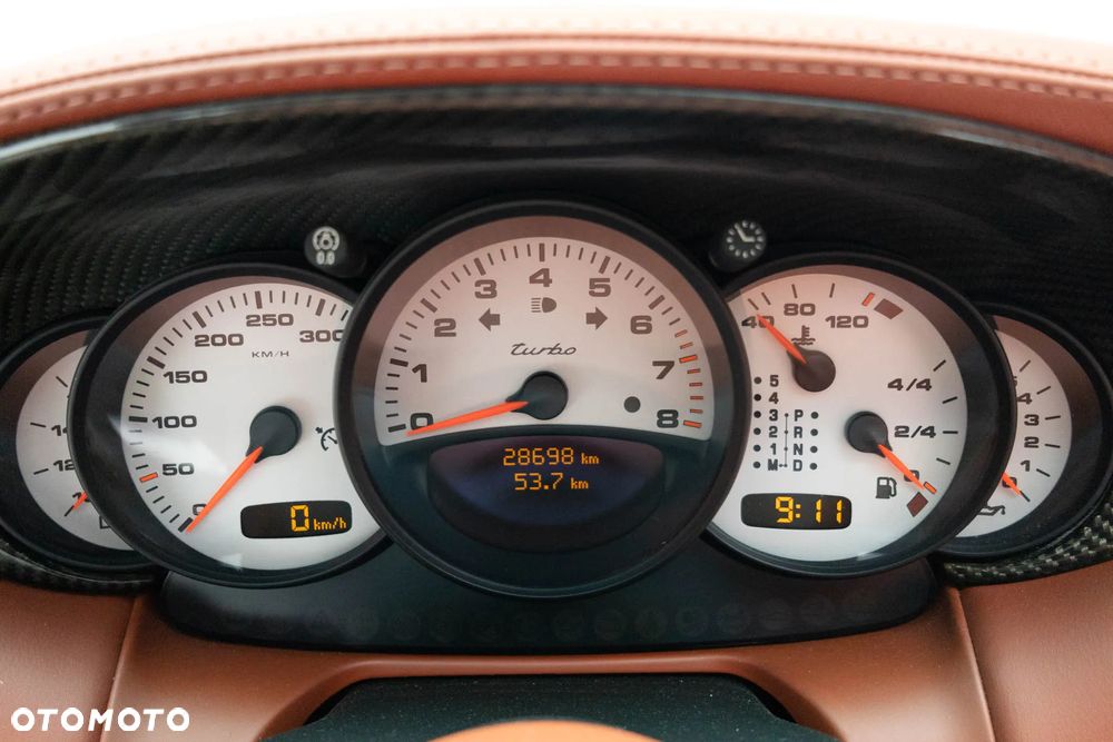 Porsche 911 - 19