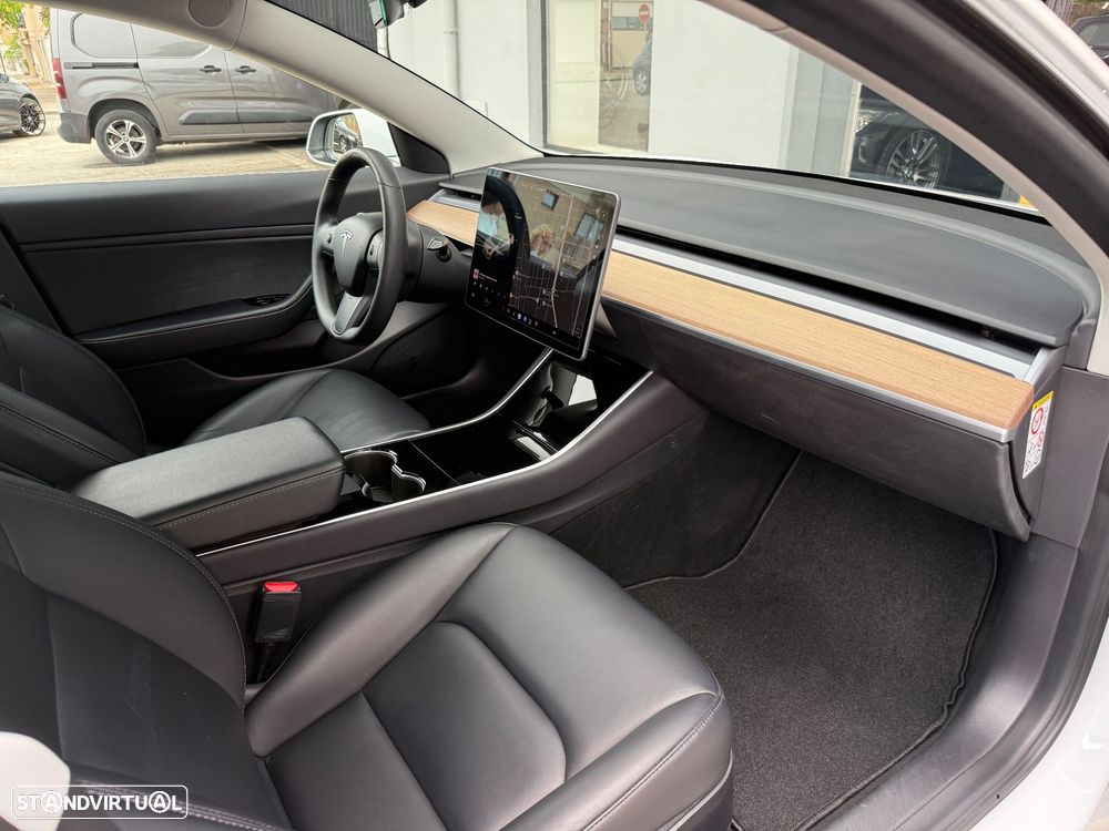 Tesla Model 3 Standard RWD Plus - 17