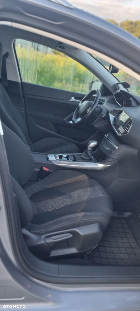 Peugeot 308 - 6
