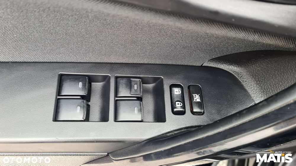 Toyota Auris - 32
