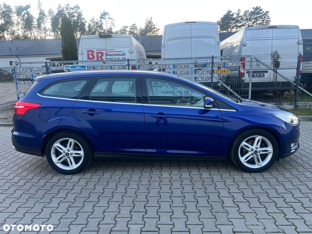 Ford Focus SW 1.5 EcoBoost S&S Titanium - 12