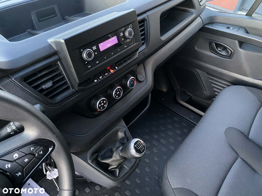 Renault TRAFIC * 2023 * Tylko 46.000km ! * 2.0 BlueDCI 130KM * LONG - 16