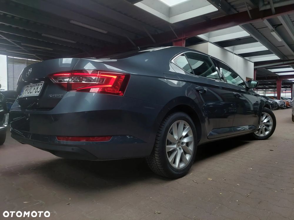 Skoda Superb 1.4 TSI ACT Ambition DSG - 21