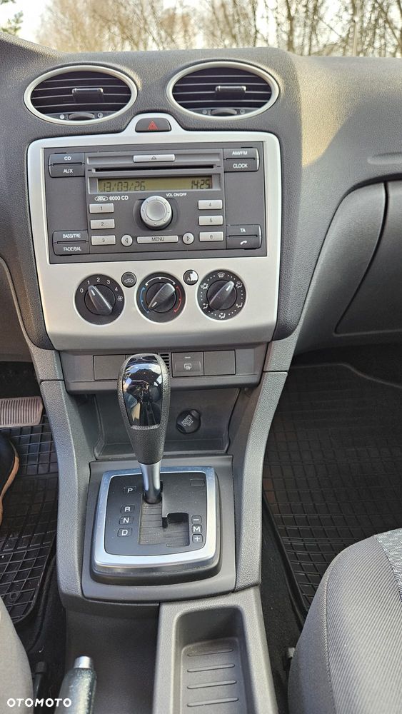 Ford Focus 1.6 Sport - 13